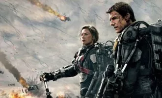 بر لبه فردا