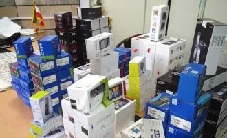 موبایل قاچاق