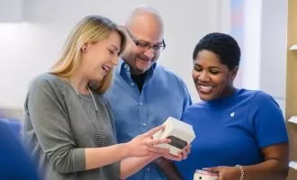 دزدی از اپل استور نیویورک