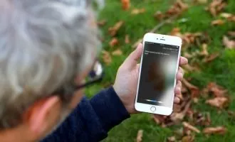 استفاده از سیری در اماکن عمومی