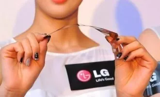 تولید اولین موبایل تاشونده ال جی در سال ۲۰۱۷