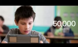 هدیه آیپد اپل به دانش آموزان