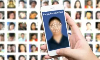 فناوری تشخیص چهره FBI