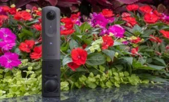 دوربین ۳۶۰ درجه Theta V Ricoh