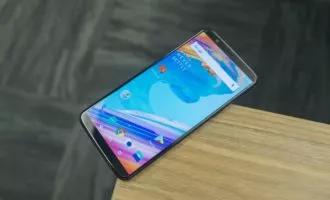موبایل وان پلاس 5T شرکت OnePlus