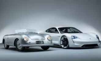 porsche-356-roadster-meets-mission-e