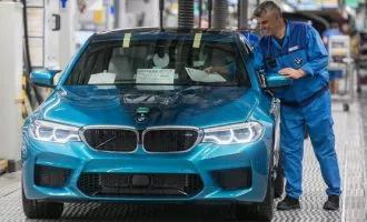 bmw-m5-production
