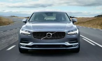Volvo-S90_2017