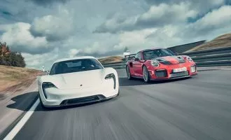 2018-Porsche-911-GT2-RS-vs-Porsche-Mission-E-Concept-review