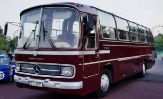 Iran National O302 bus (4)