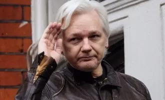 جولین آسانژ