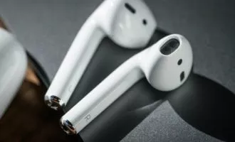 اپل تحقیق برای کشف علت آتش گرفتن یک ایرپاد بی سیم در فلوریدا را آغاز کرد