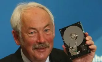 پتر گرونبرگ