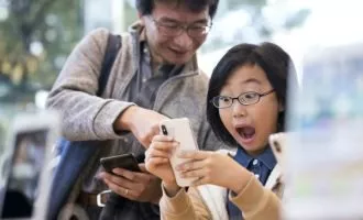 افزایش تمایل به خرید گران ترین آیفون