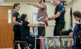 درمان ضایعه نخاعی