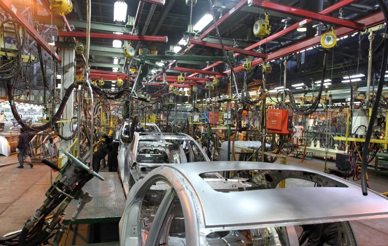 بدهی خودروسازان