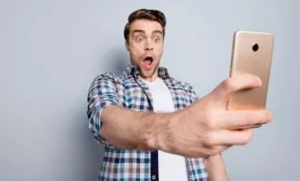 پیام رسان های عجیب