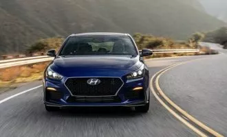 Hyundai-Elantra_GT_N-line-2019 (9)