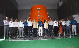 سفر انسان به فضا