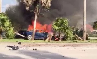 Omar-Awan-Tesla Crash (6)