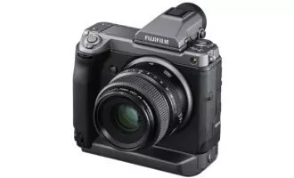 فوجی فیلم GFX 100