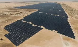 مزرعه خورشیدی