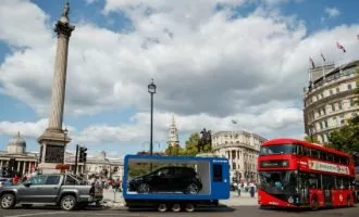 f2e9264f-car-vending-machine-london-4