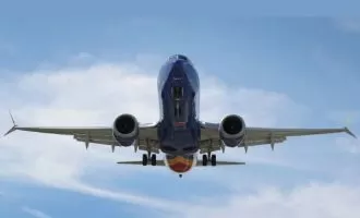 بوئینگ ۷۳۷ مکس