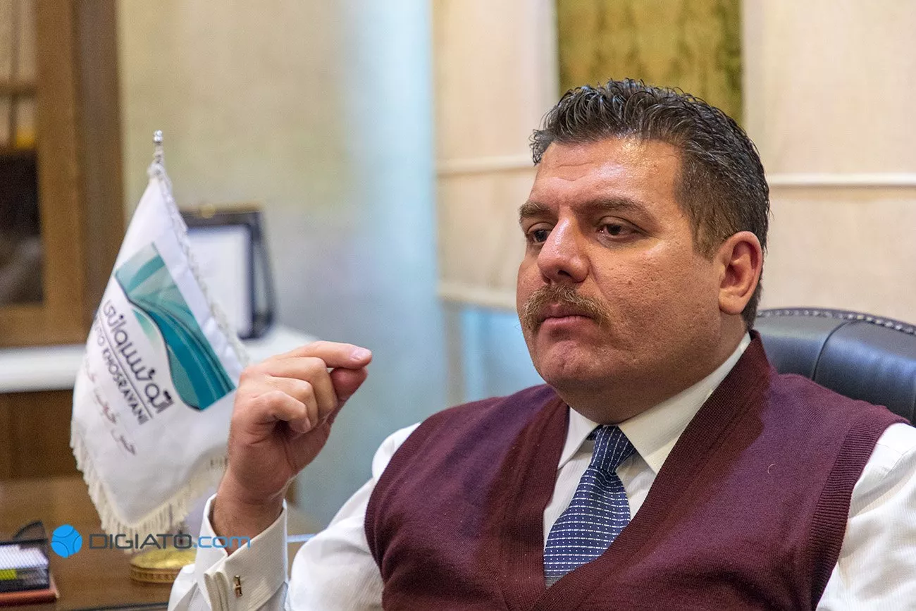 اتوخسروانی
