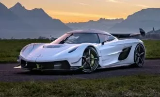 koenigsegg-jesko-bergen-zwitserland-4