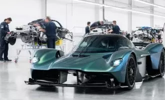 استون مارتین والکری