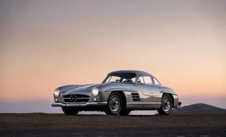 مرسدس بنز 300SL