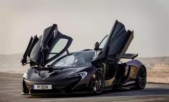 مک لارن P1