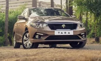 مقایسه دنا پلاس با تارا دنده ای