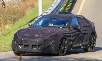 فراری Purosangue