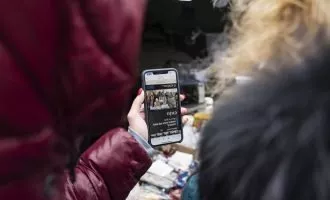 موبایل پناهجوی اوکراینی