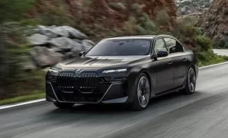 بی ام و سری 7