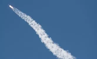 فالکون 9 در حال حمل فضانوردان اکسیوم