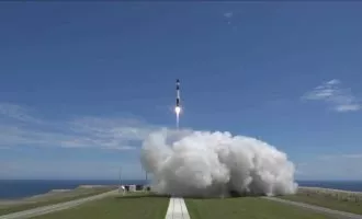 عملیات گرفتن راکت در هوا توسط Rocket Lab