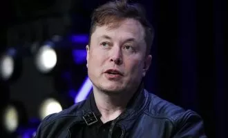 ایلان ماسک از احتمال ورود تسلا به حوزه استخراج لیتیوم میگوید