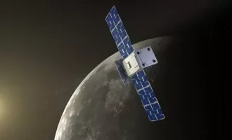ماهواره ماه