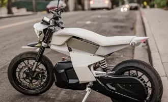 موتورسیکلت Anthem