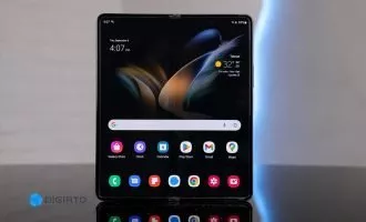 بررسی گلکسی زد فولد ۴