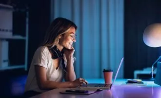 افراد معروف به جغد شب