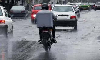 ممنوعیت رانندگی با موتور در روزهای بارانی