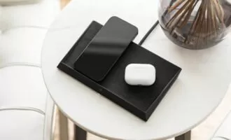 تسلا Wireless Charging Platform