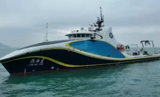 کشتی خودران