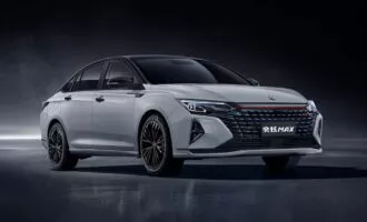 آئولوس یی شوئن مکس وارداتی