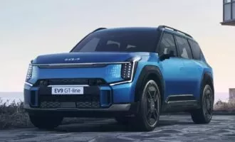 کیا ev9