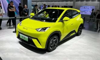 بی وای دی سیگال